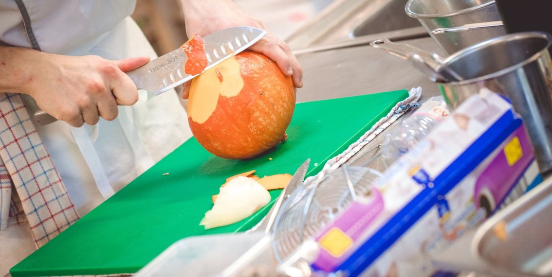 Quels matériaux choisir pour vos ustensiles de cuisine ?