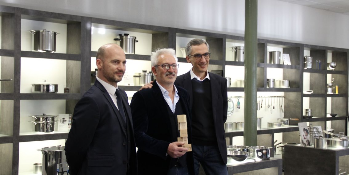 Cristel récompensée pour son service rechapage !