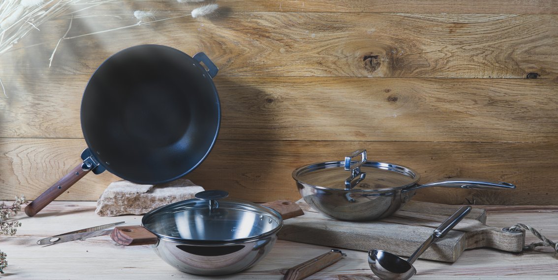 Quelle est la différence entre un wok et une sauteuse ?