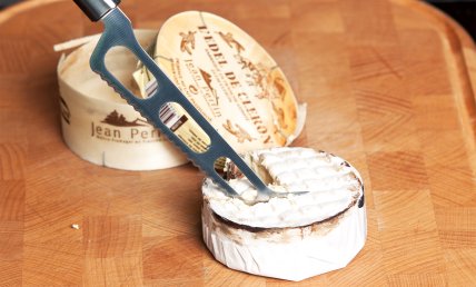 Comment choisir ses couteaux à fromage ?