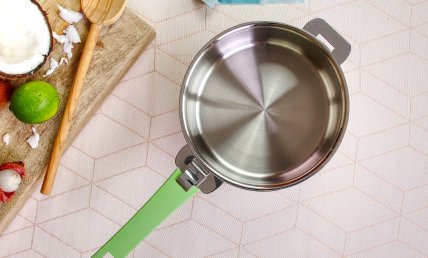 Welches Produkt eignet sich am besten für die Reinigung von Edelstahlgeschirr?