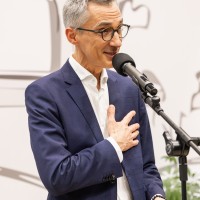 200 ans, un bon début !