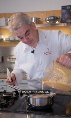 🍴 Un geste fluide, une texture onctueuse, un goût équilibré.