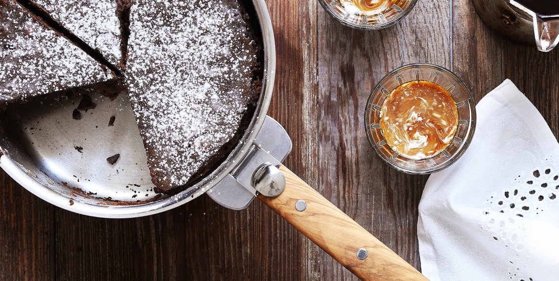 Comment éviter que les aliments ne collent dans l'inox ?