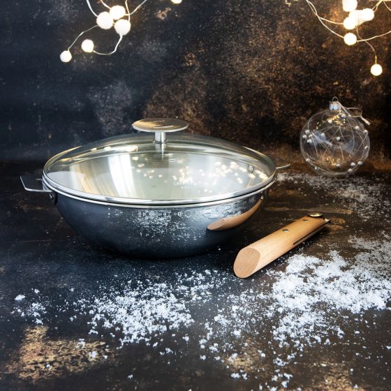 WOK MIT ABNEHMBAREN GRIFFEN ?