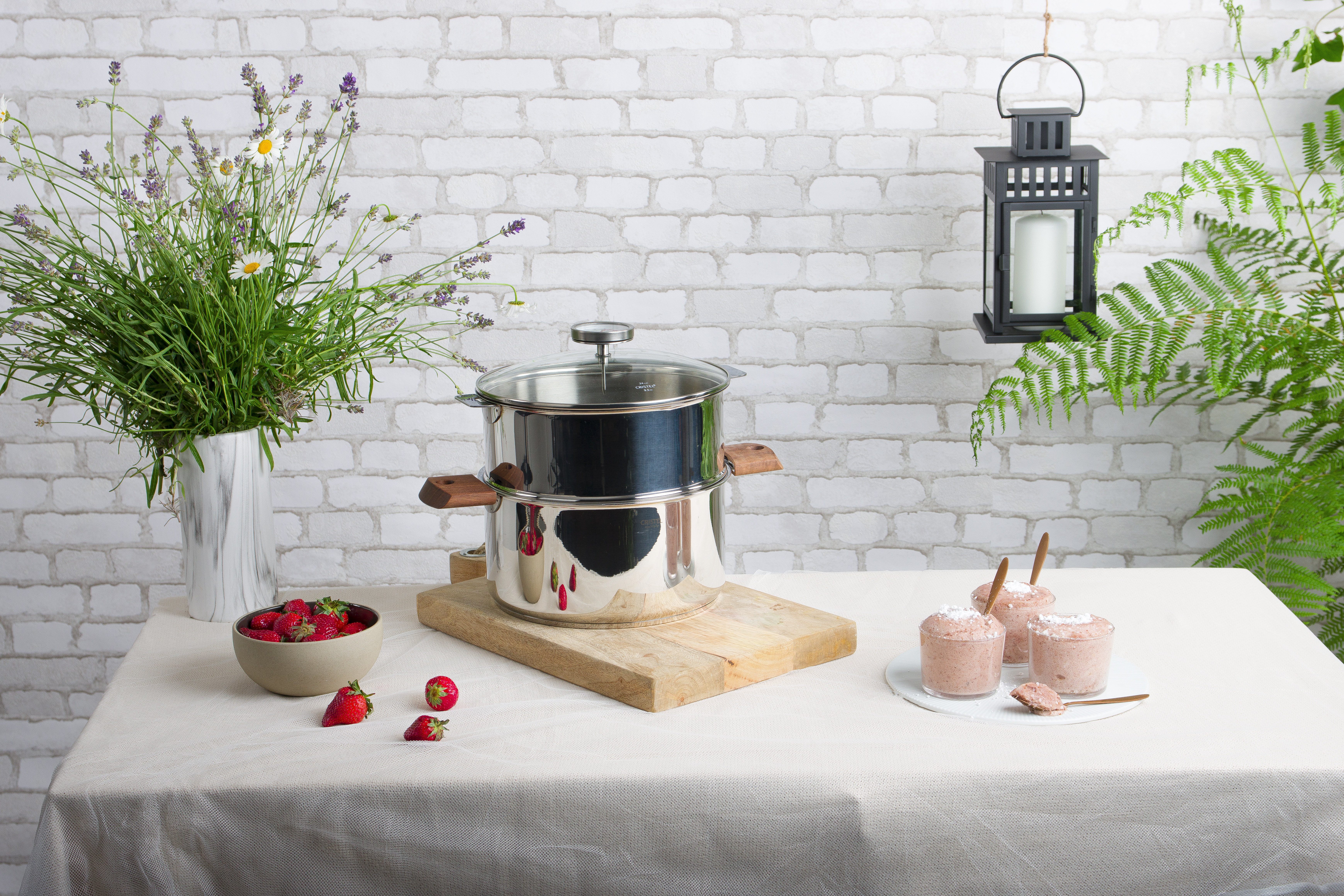 SOUFFLÉ RHUBARBE FRAISE À LA VAPEUR