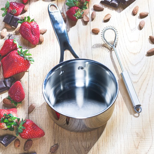 Set of 3 professional stainless steel saucepans 5