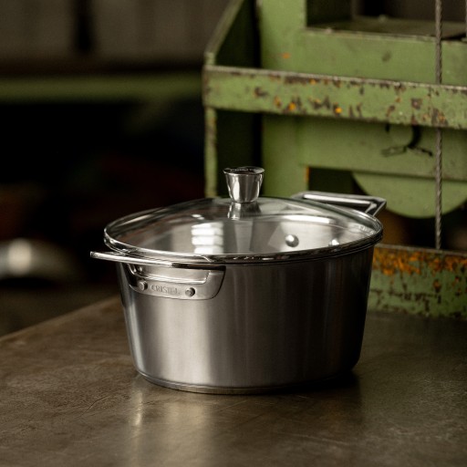 Faitout en inox brossé avec couvercle en verre 3