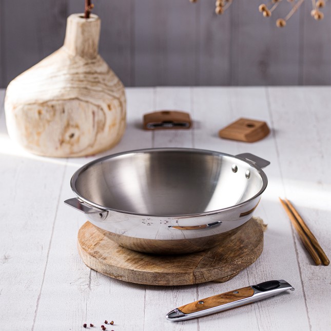 Stainless steel wok with removable handle 4