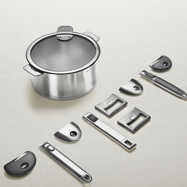 Stainless steel saucepan with removable handle 8