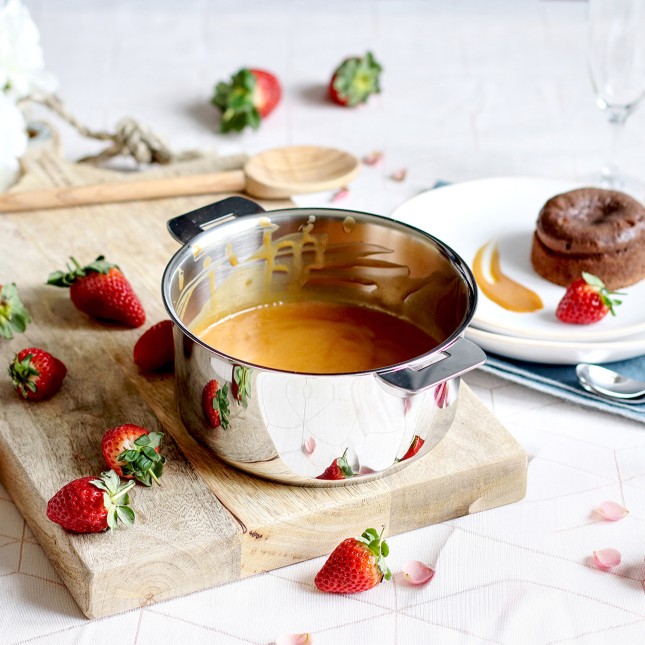 Set de 3 casseroles inox + 1 poignée amovible colorée Noir 18