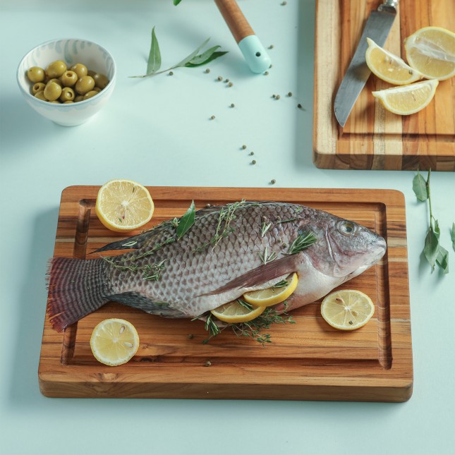 Planche en teck bois de fil avec rigole - Scandi 3