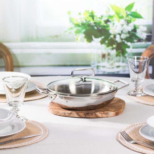 Plat sautoir en inox à 2 anses avec couvercle en verre Inox 4