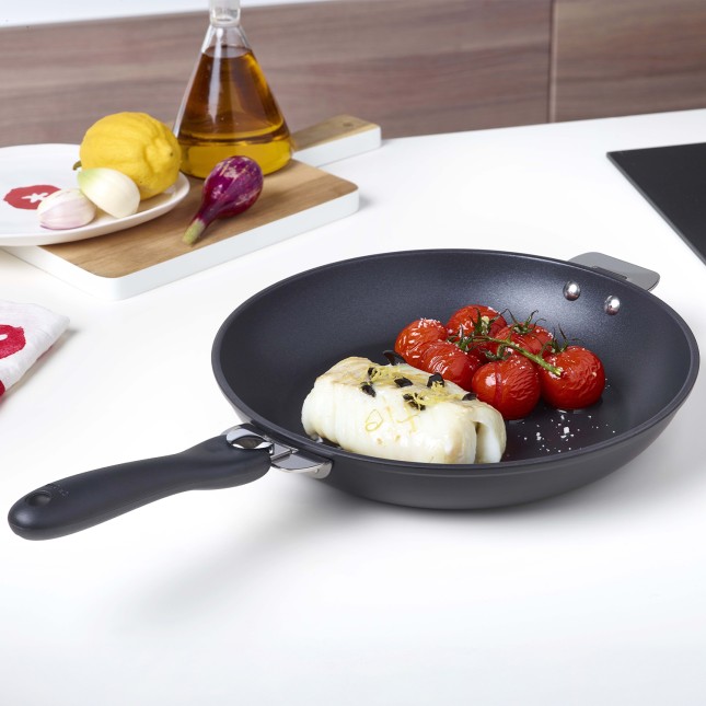 Poêle antiadhésive en aluminium, revêtement céramique - poignée amovible 3