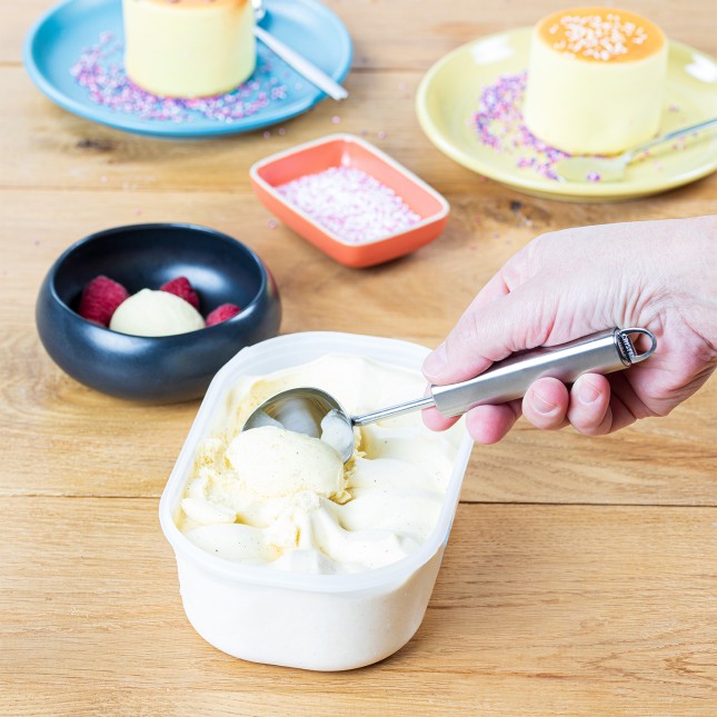 Ice-cream scoop 3