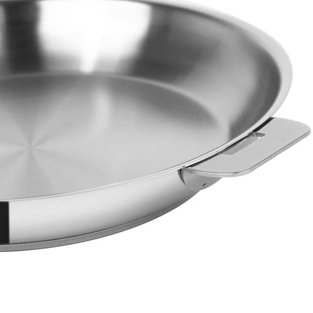 Stainless steel frying pan 8