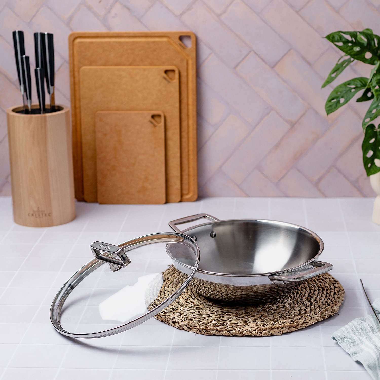 Stainless steel wok Ø28 cm, 2 fixed side handles, with glass lid