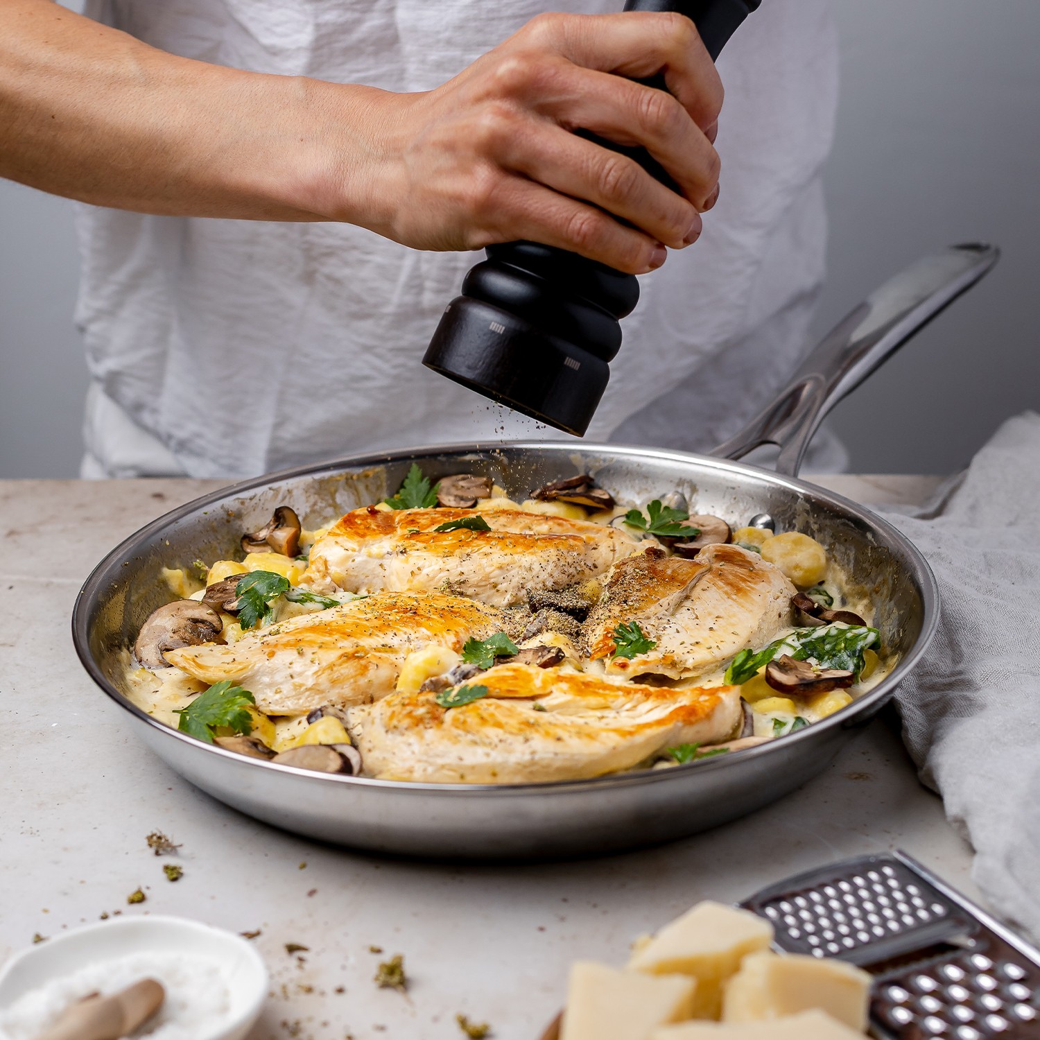 Poêle Inox Castel'Pro 28cm Avec Poignée Fixe - Compatible Induction, Gaz, Vitrocéramique, électrique - 5
