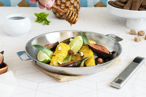 Ananas et figues rôtis