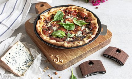 Quiche épinards, bleu et pignons de pin