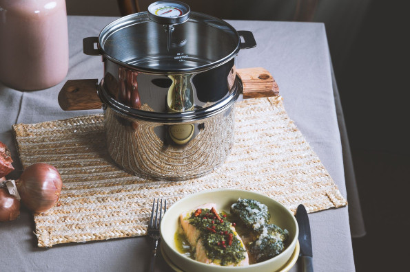 SAUMON CHIMICHURRI ET CREME DE BROCOLIS