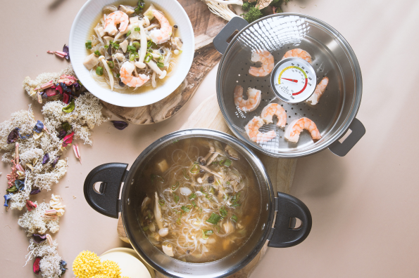 BOUILLON ASIATIQUE AUX GAMBAS