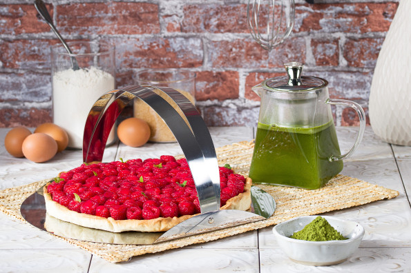 Himbeertarte mit Matcha-Tee