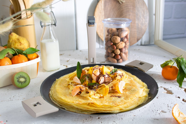 Nids de crêpes au chocolat, clémentines, mangues et kiwi