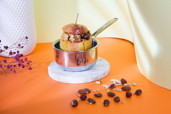 Gefüllte Bratäpfel mit Nüssen und Roquefort