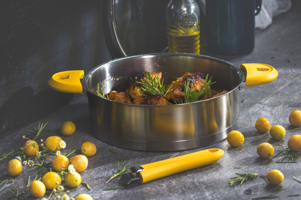 Chicken tagine with mirabelles