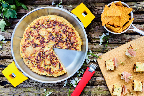 Tortilla de pommes de terre et oignons caramélisés