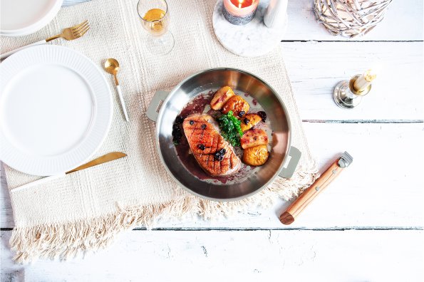 Magret de canard aux pommes et cidre