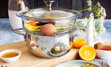 Asperges, carottes, morilles et vinaigrette à l’orange