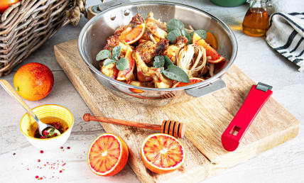 CHICKEN STIR FRY WITH BLOOD ORANGE AND HONEY