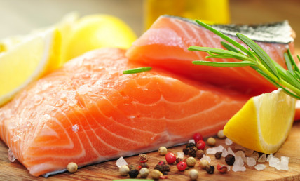 Salmon ‘mi-cuit’, soubise sauce with onions and Vin Jaune wine, crispy bacon, herbed potatoes