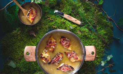 Soupe à l'oignon à l'alsacienne