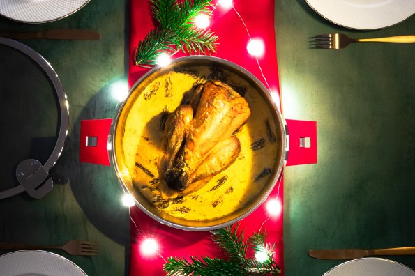 Pintade aux morilles et sucrines braisées