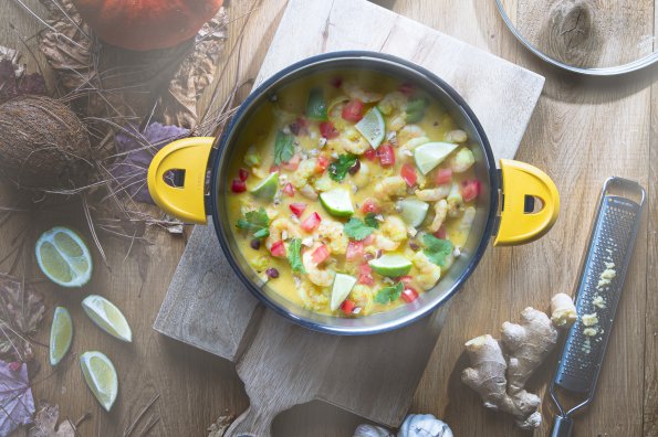 SHRIMP CURRY WITH PUMPKIN AND COCONUT CREAM