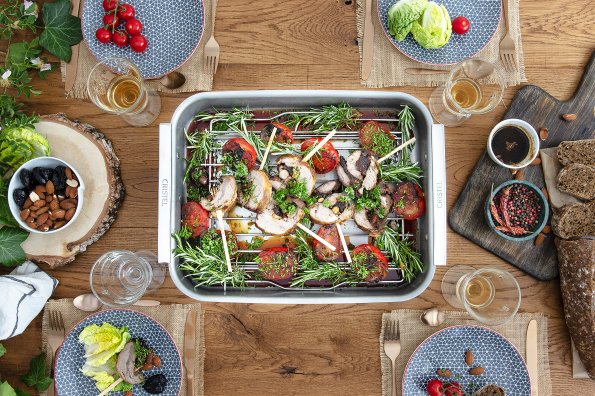Epaule d'agneau roulée, farcie aux pruneaux et amandes