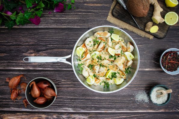 Sauté de dinde au lait de coco, gingembre et citron