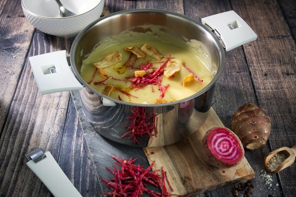 Velouté de topinambour au curry