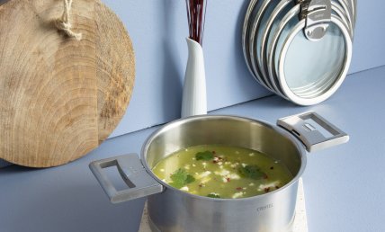 Velouté de concombres à la feta