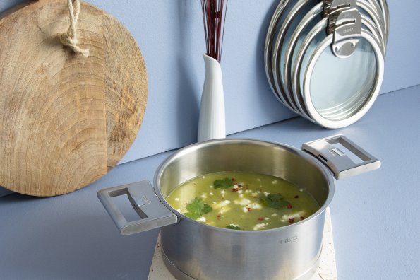 Velouté de concombres à la feta